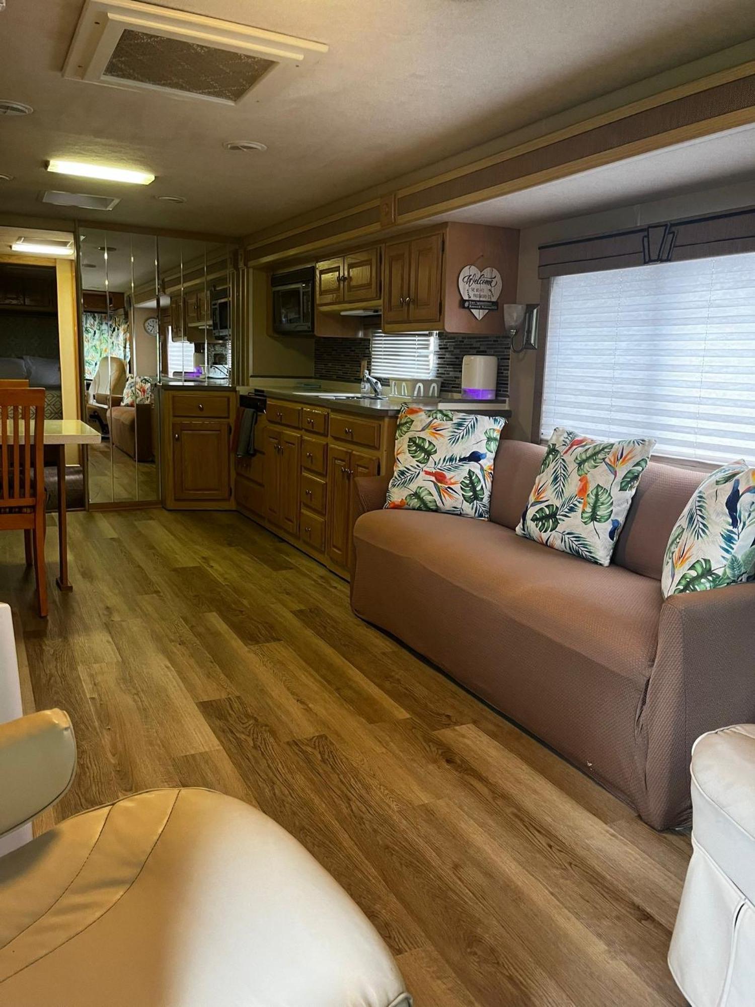Remodeled And Comfortable Rv - Free Parking Miami Extérieur photo
